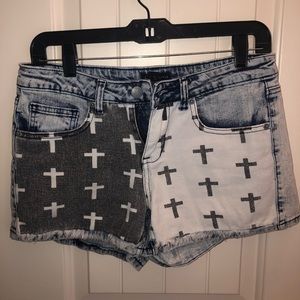 Cross white and denim shorts